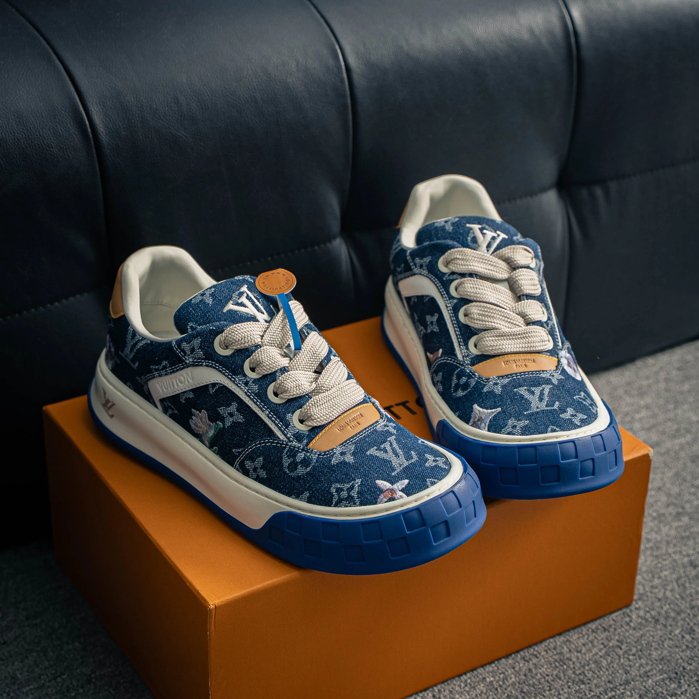 LV tilted ， Shoes，Sneakers， Shoes，Skate Shoes~~ Sneakers， LV Shoes ， Cushioning TPU Vuitton ，